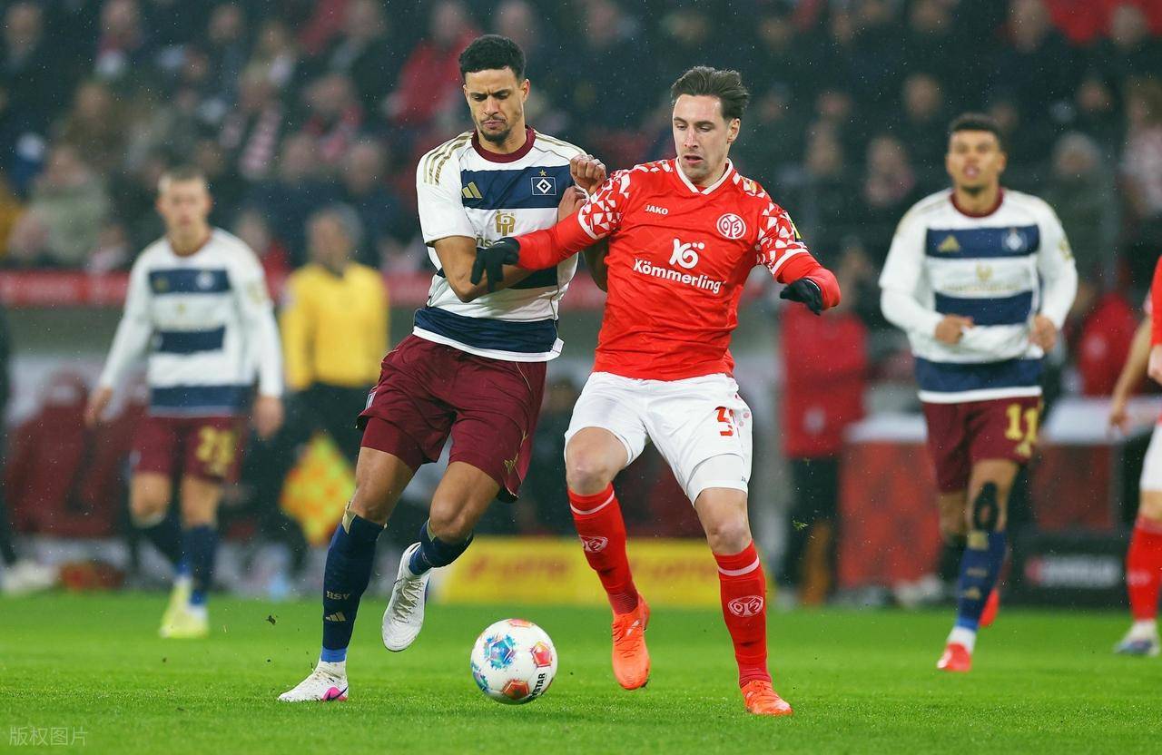 1-1,25岁阿森纳旧将救主，汉堡逼平德甲第14，连续6轮不败